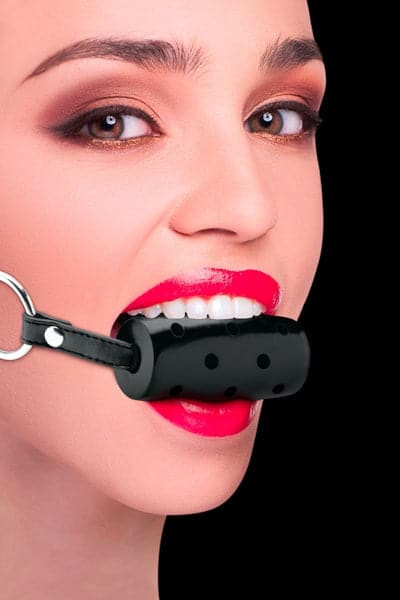 Bâillon en cuir avec mors en plastique dur Cylinder Gag - Ouch!