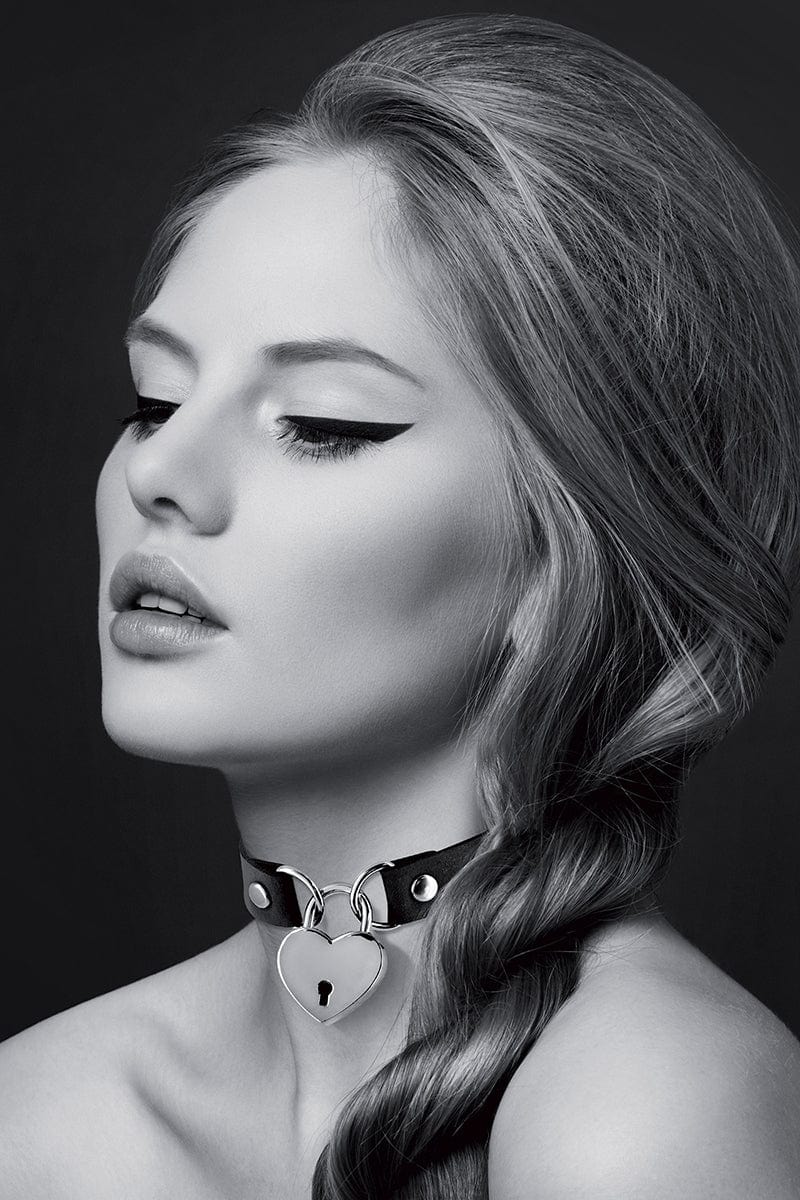 Collier de soumission sexy ajustable avec cadenas coeur