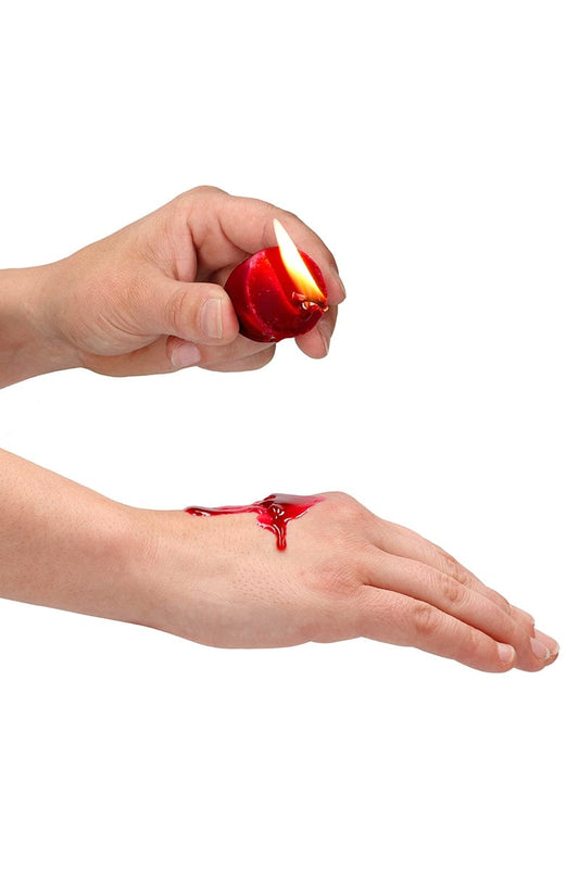 Lot de 4 bougies rouges SM basse température parfum Pécheresse - Ouch!