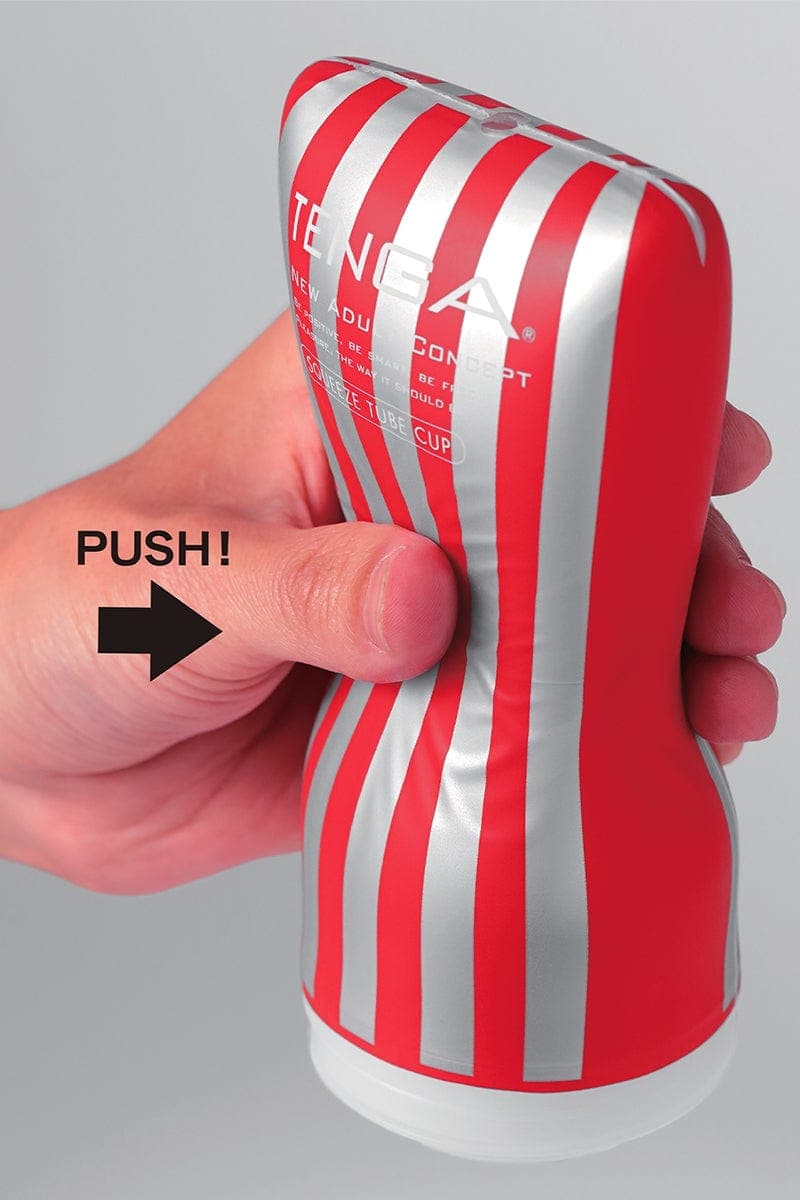 Masturbateur masculin en TPE spécial sensations Soft Case Cup - Tenga
