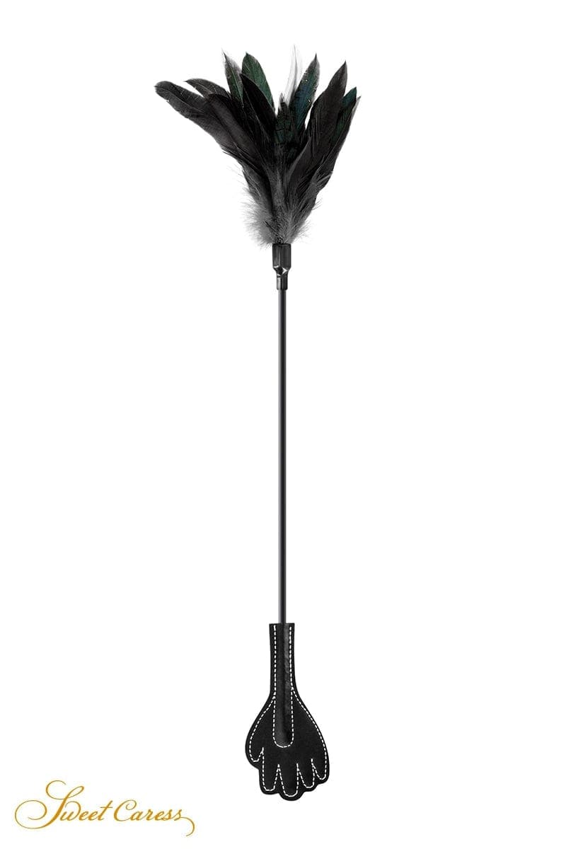 Mini cravache en forme de main avec plumes noires accessoire BDSM - Sweet Caress