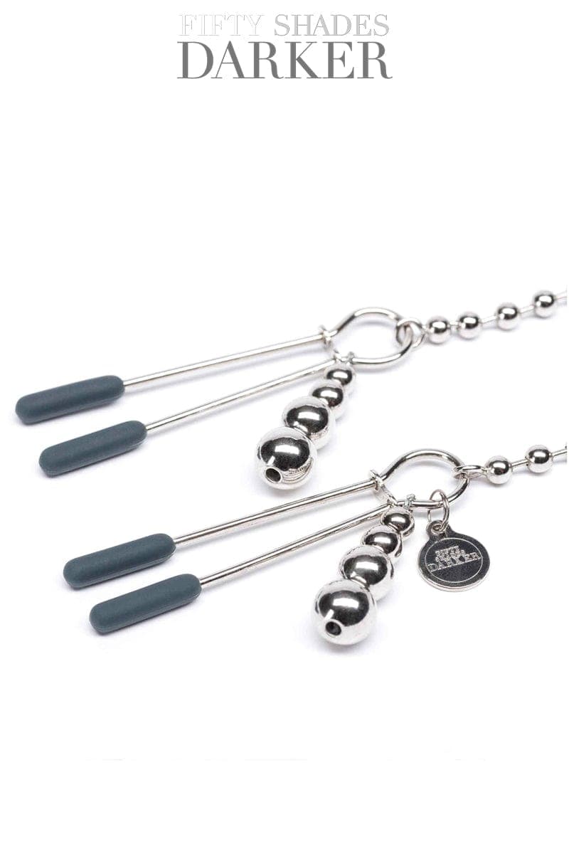Paire de pinces à tétons avec chaine 70cm en métal pour soumis - Fifty shades darker